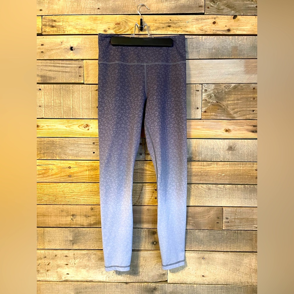 ZYIA Active full length leggings Size 6-8 animal print fade